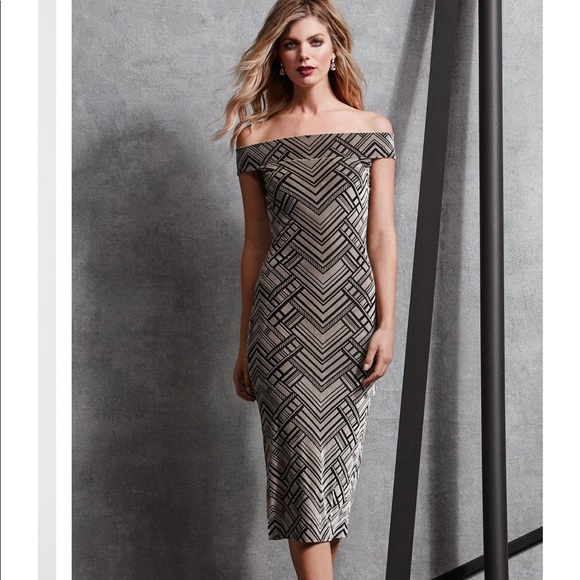 Eden Patterned Velvet Bodycon Dress 